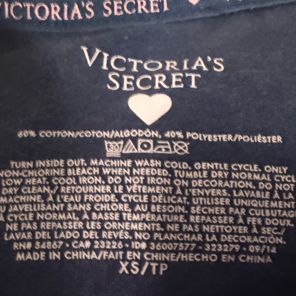 Victoria's Secret Navy Blue Long Sleeve Pajama Top - Picture 11 of 11